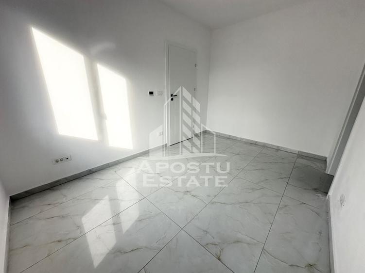 Duplex cu 5 camere, despartit prin camera tehnica, finalizat la asfalt - 13