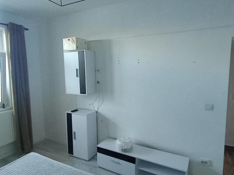 Apartament 1 camera, 35 mp, balcon, bucatarie open-space modern ?i luminos Descriere: - 4