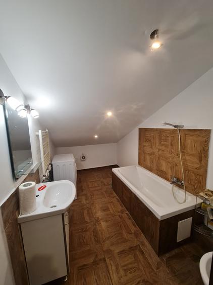 AP. 3 CAM. SEMIDECOMANDAT, ZONA LUJERULUI, CRANGASI, TEATRUL MASKA - 4