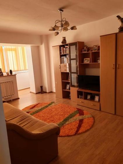 Apartament decomandat, 3 camere, Calea București- Mall - 5