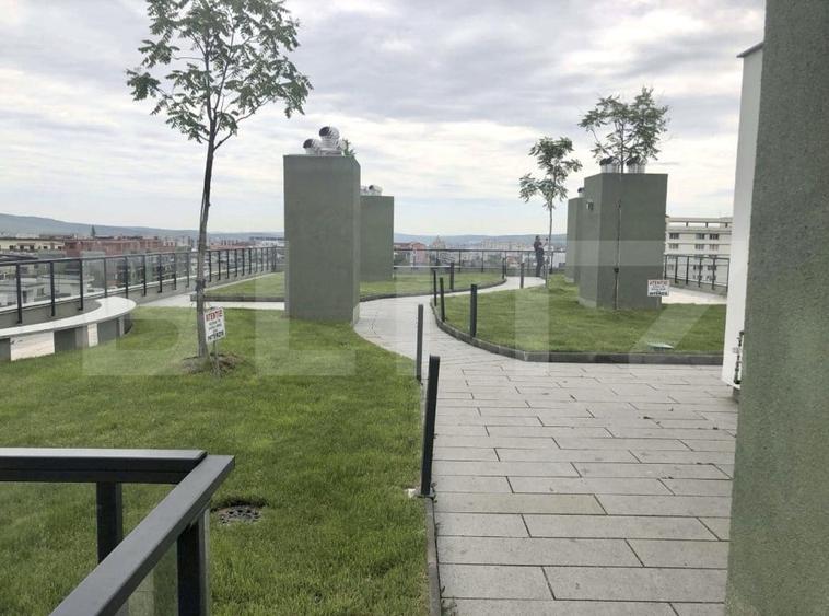 Apartament  de vanzare 2 camere open space, 65mp,  balcon, zona  IULIUS MALL! - 10