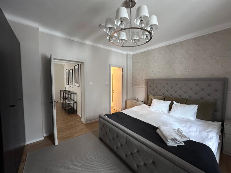 Etajul 1 în vila interbelică.Pozitie unica.Vedere formidabilă! - 2