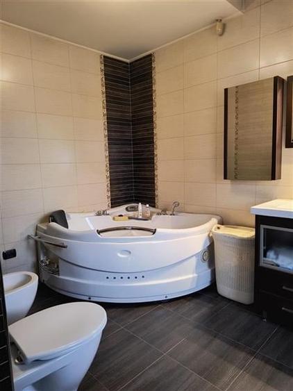 Vila deosebita cu spatiu de curte, situata in cartierul Florilor, Brasov - 25