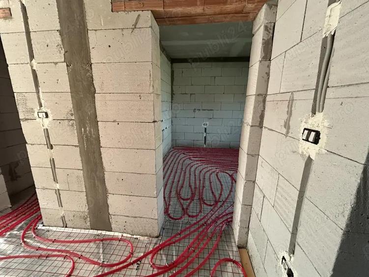 Vand vila noua la nivel,Fantanele,jud.Arad,st.300 mp,la gri - 4