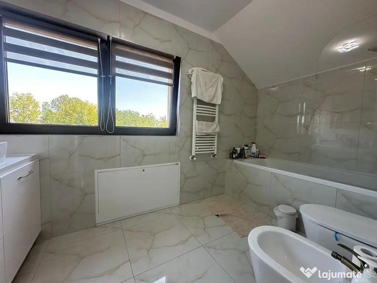 Case moderne in Halchiu lini?te, intimitate ?i acces rapid catre BV! - 14