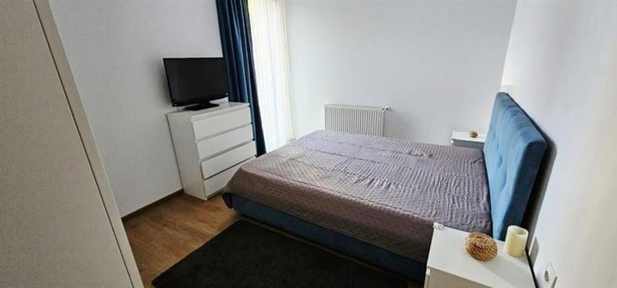 Qualis, Tractorul, Brasov - 2