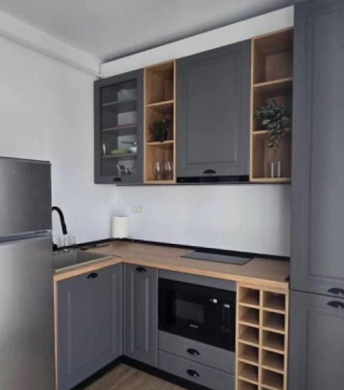 Garsoniera decomandata, 38 mp utili, balcon 7m, bloc nou, zo - 4