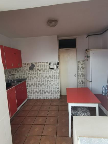 Poarta 6 / 3 camere decomandat / centrala gaze - 2