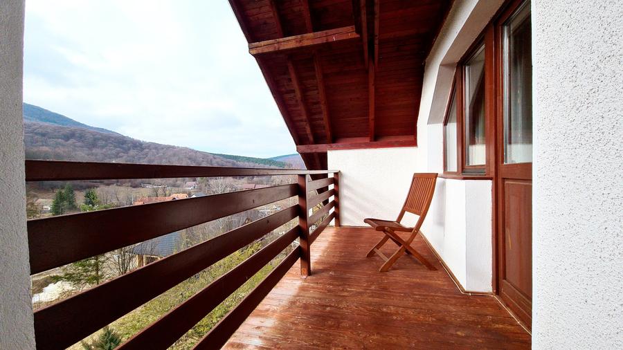 CASA VILA DE VIS PE VALEA DOBARLAULUI - JUD. COVASNA - 15