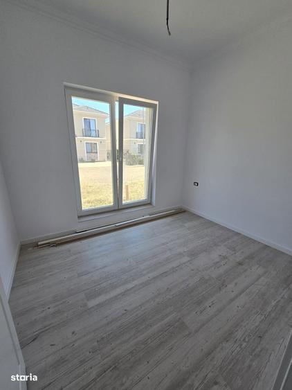 Duplex pe parter Mosnita Noua - 4