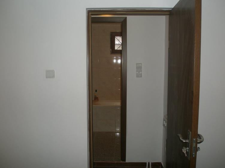 Particular, 2 camere, zona Club Dinamo - 3