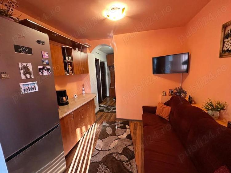 3 camere, cartier Sarari, 2 bai, mobilat complet, direct proprietar - 4