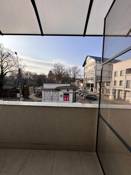 Spatiu de inchiriat 35 mp - centru - 3