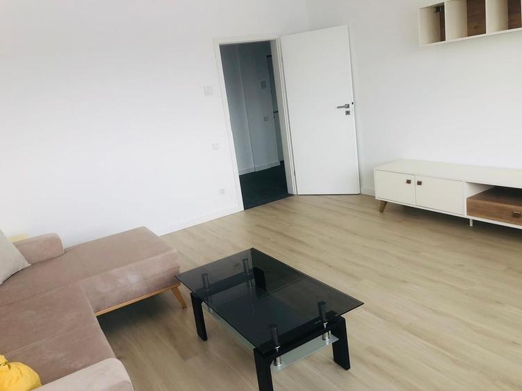 Garsoniera Moderna, Centrala Proprie, Bloc nou - 4