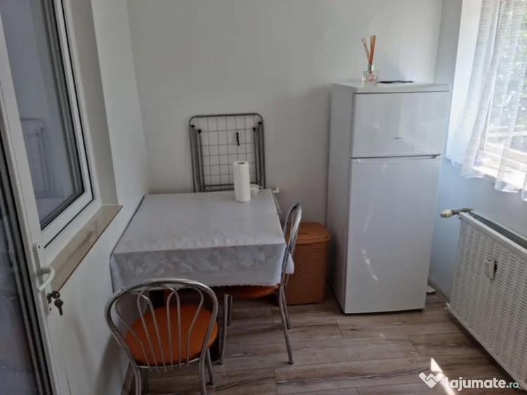 Garsoniera semidecomandata, etaj 1/4,Podul Electro, zona Lap - 6