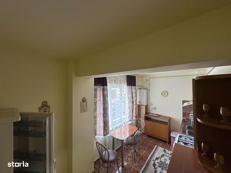 Apartament cu 1 camera parter inalt. - 6