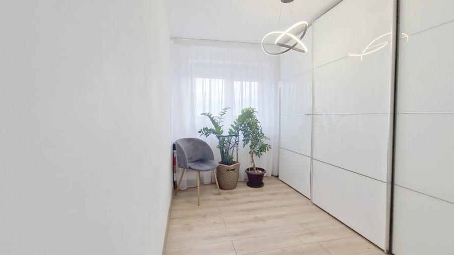 Fara griji, doar chei si valiza ta, apartament cu 4 camere la gura de metrou! - 5