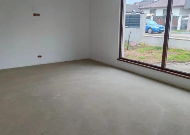 Casa noua 2025, semifinisata in zona lini?tita - Tau - 9