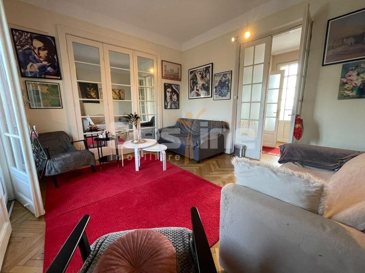 Apartament cu 5 camere decomandat, mobilat în Pache Protopopescu
