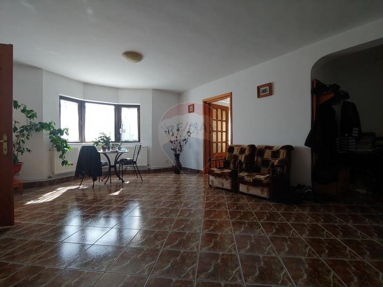 Casa / Vila de vanzare cu teren intravilan 1200 mp-Zvoristea, Suceava - 43