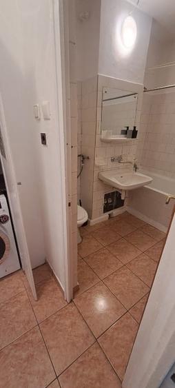 2 camere,sect3,Titan,,metrou 1 Decembrie la 6 min,Auchan la 8 min,piata la 2min - 16