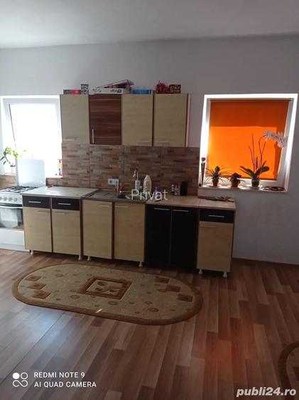 Inchiriez apartament la casa Inchiriez apartament la casa