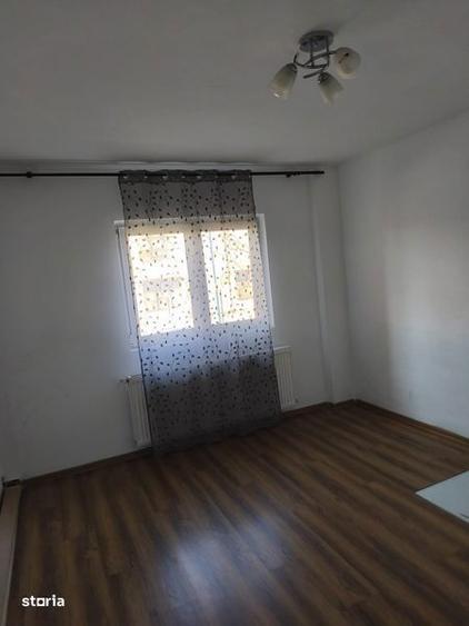 Garsoniera zona Tractoru - 2