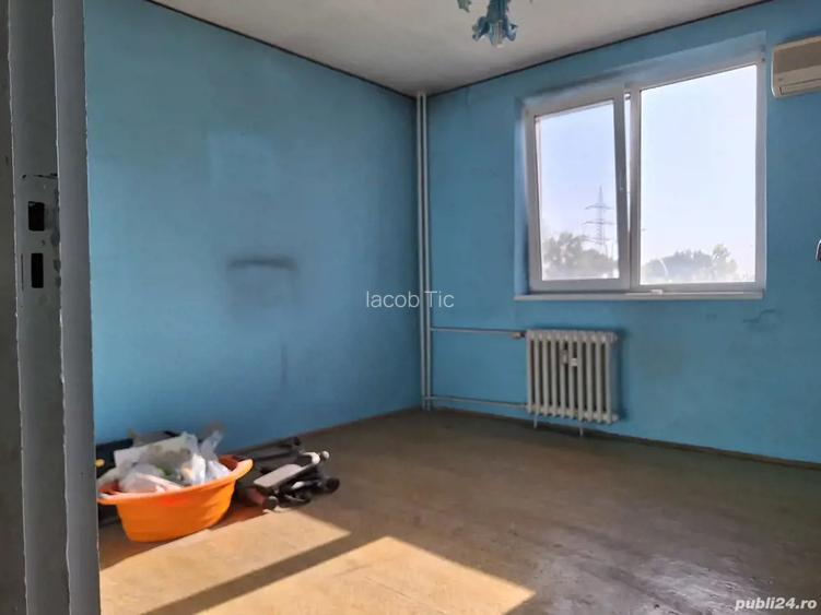 Apartament cu 3 camere