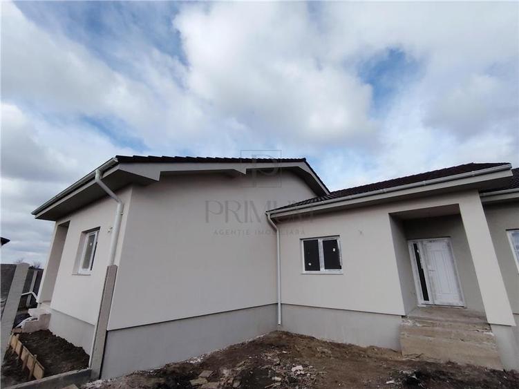 COMISION ZERO - Duplex deosebit - zona linistita - toate utilitatile. - 1