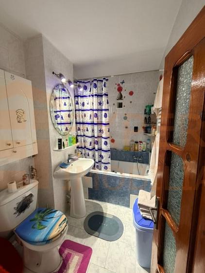 Apartament 3 camere, situat in zona Tomis Nord - 15