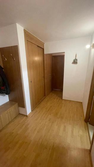 Inchiriez apartament 2 camere, decomandat, cf. 1 - 4