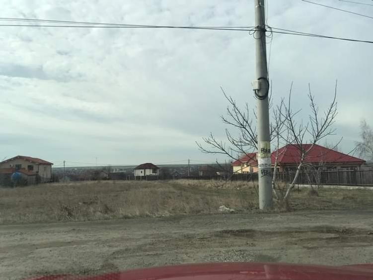 Proprietar, vand teren intravilan aproape de mare,stradal, toate utilitățile - 4