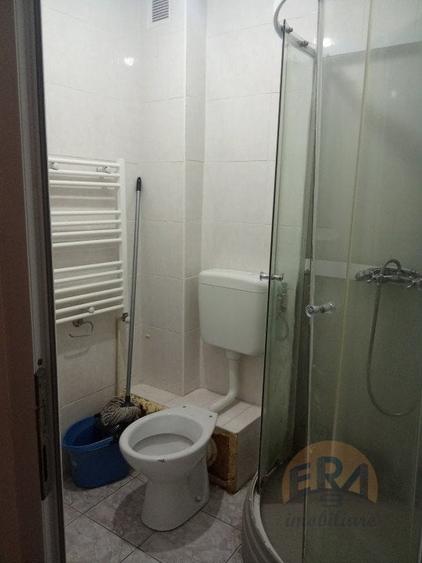 Garsoniera modificata cu 2 camere,Rogerius, Str. Aluminei - 8