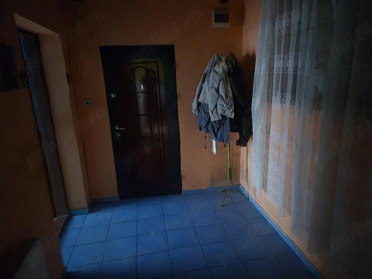 casa de vanzare in cartier plopi timisoara - 1