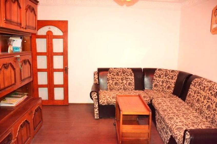 Parter cu super pret! Inchiriere apartament 2 camere in Targoviste Micro 11. - 2