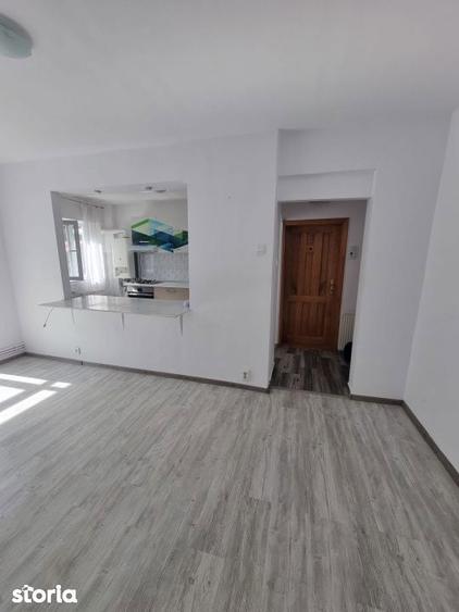 Apartament 3 camere de vanzare Azuga, centru| 55 mp | 70.000 - 12