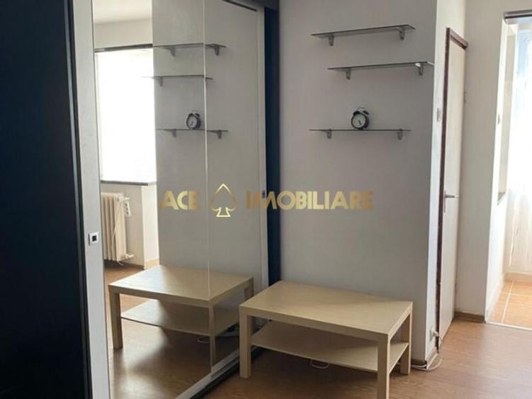 Garsonieră decomandată, mobilată în Muncii