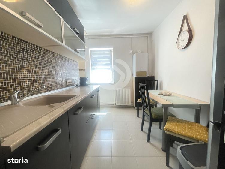Apartament cu 3 camere decomandat, mobilat în Turnișor
