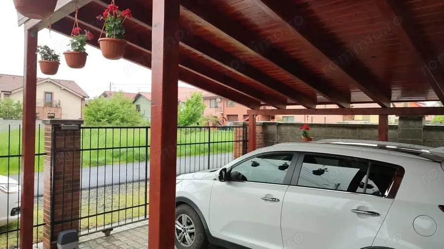 Casă cu 5 camere cu Teren 333 Mp în Central