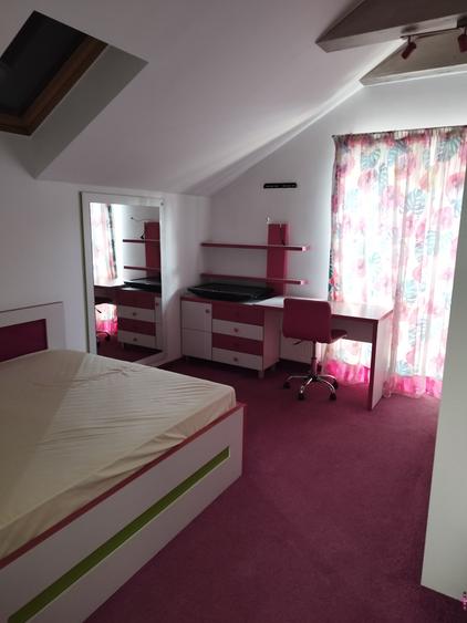 Vand  vila deosebita cu 5 cam.in zona 7Noi. - 7