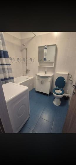 Apartament cu 1 camera,etaj intermediar,parcare cu CF, zona Porii - 3