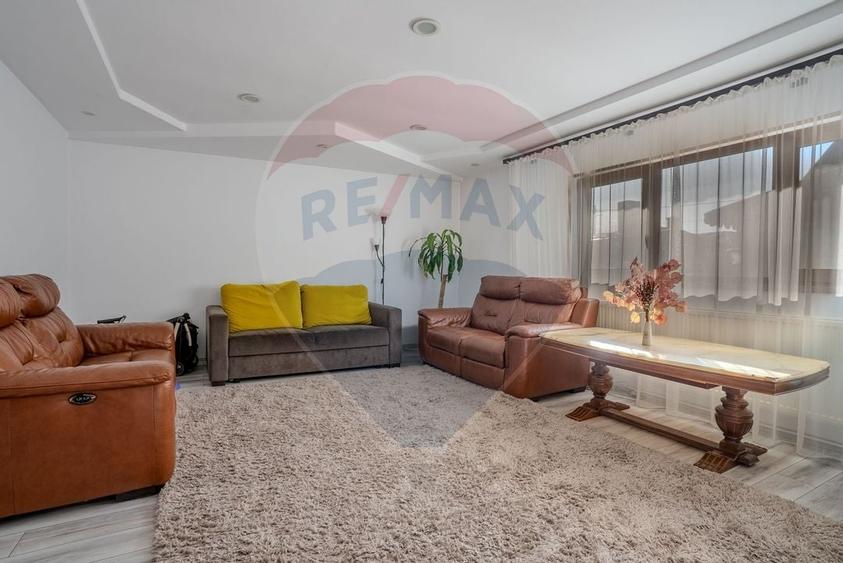 De vânzare Casă cu 3 camere 107 m.p. | Zona Aviației 0% comision - 2