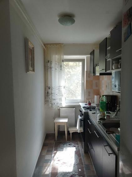Vand apartament et 4 bloc e3 - 5
