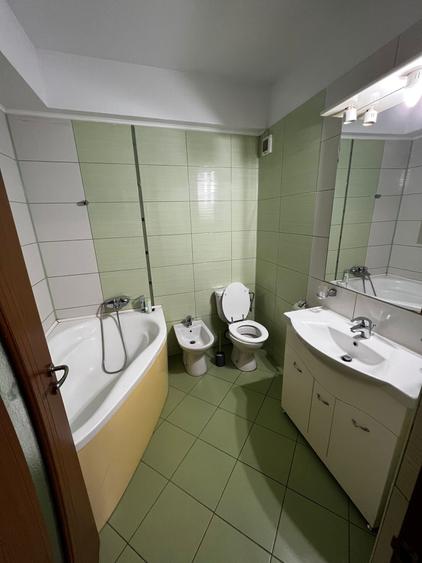 400euro/luna. Apartament 2 camere, spatios + parcare, P.Piatra Kaufland - 6
