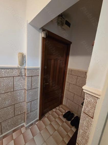 Vand apartament 3 camere, semidecomandat, zona Casa de Cultura, Constanta - 10