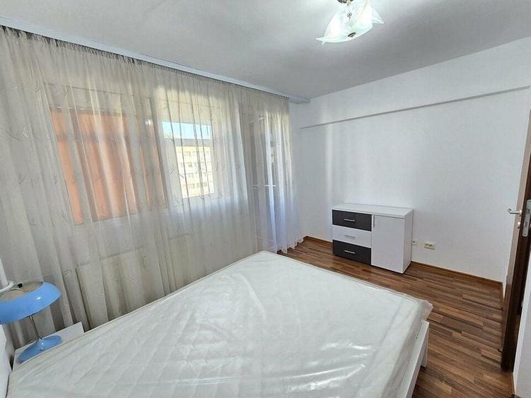 Apartament cu 2 camere decomandat în Cantemir