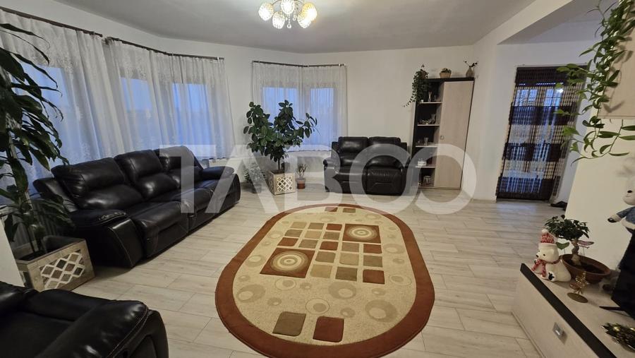 EXCLUSIVITATE Casa individuala de vanzare 477mp de teren strada Agatei - 14