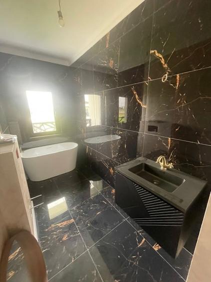 Duplex despartit prin camera tehnica - 12