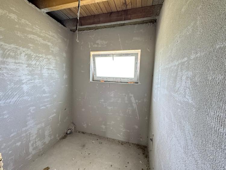 Duplex construit la standarde inalte de calitate la intrare in Corusu - 17