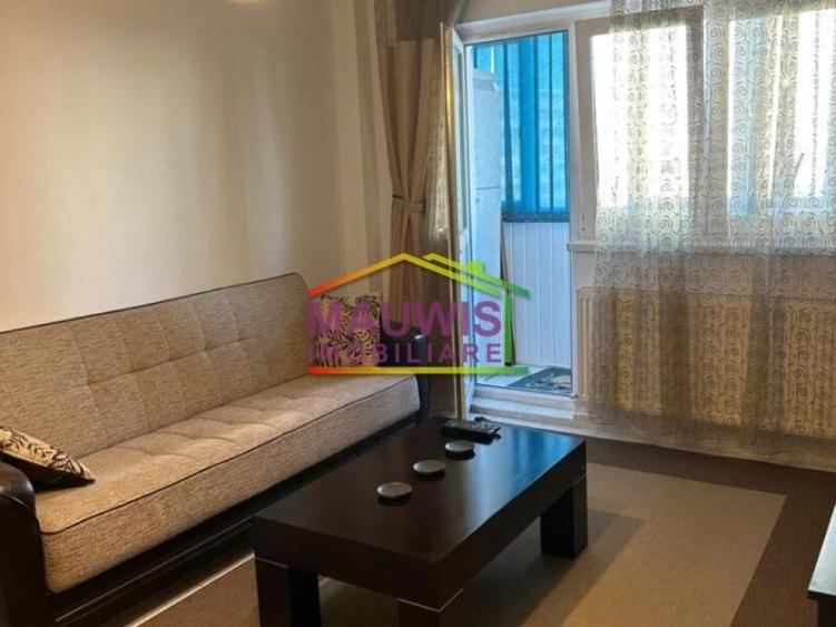 Polona- metrou 2 min  bloc 1984 - 4